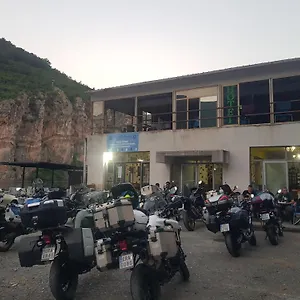 Rozafa Ferry&accommodation Hostel