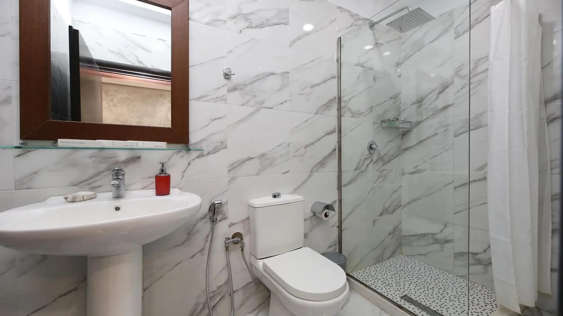Hotel Salvadore Vlore 3*,