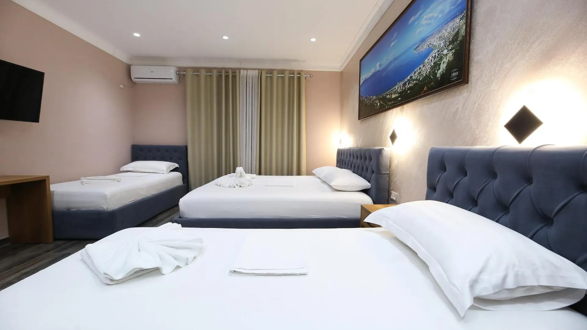 Hotel Salvadore Vlore 3*,