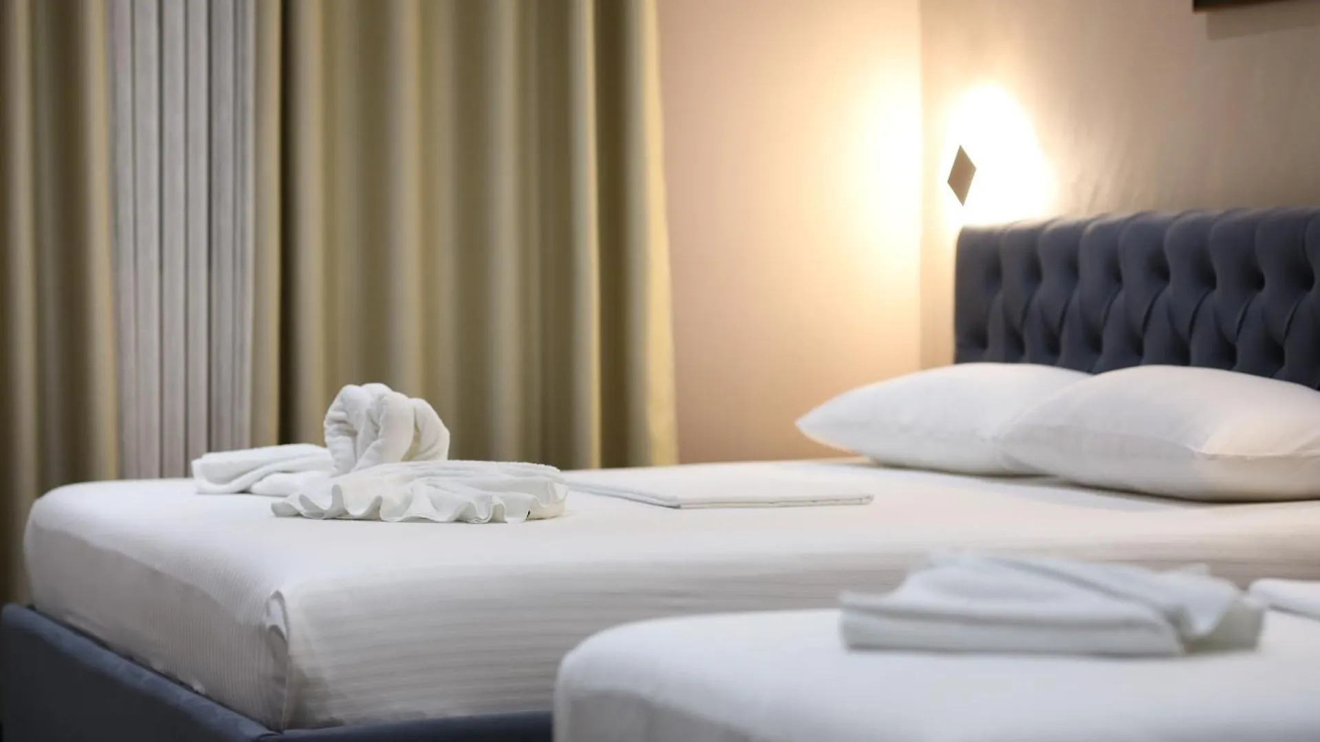 ***  Hotel Salvadore Vlore Albania