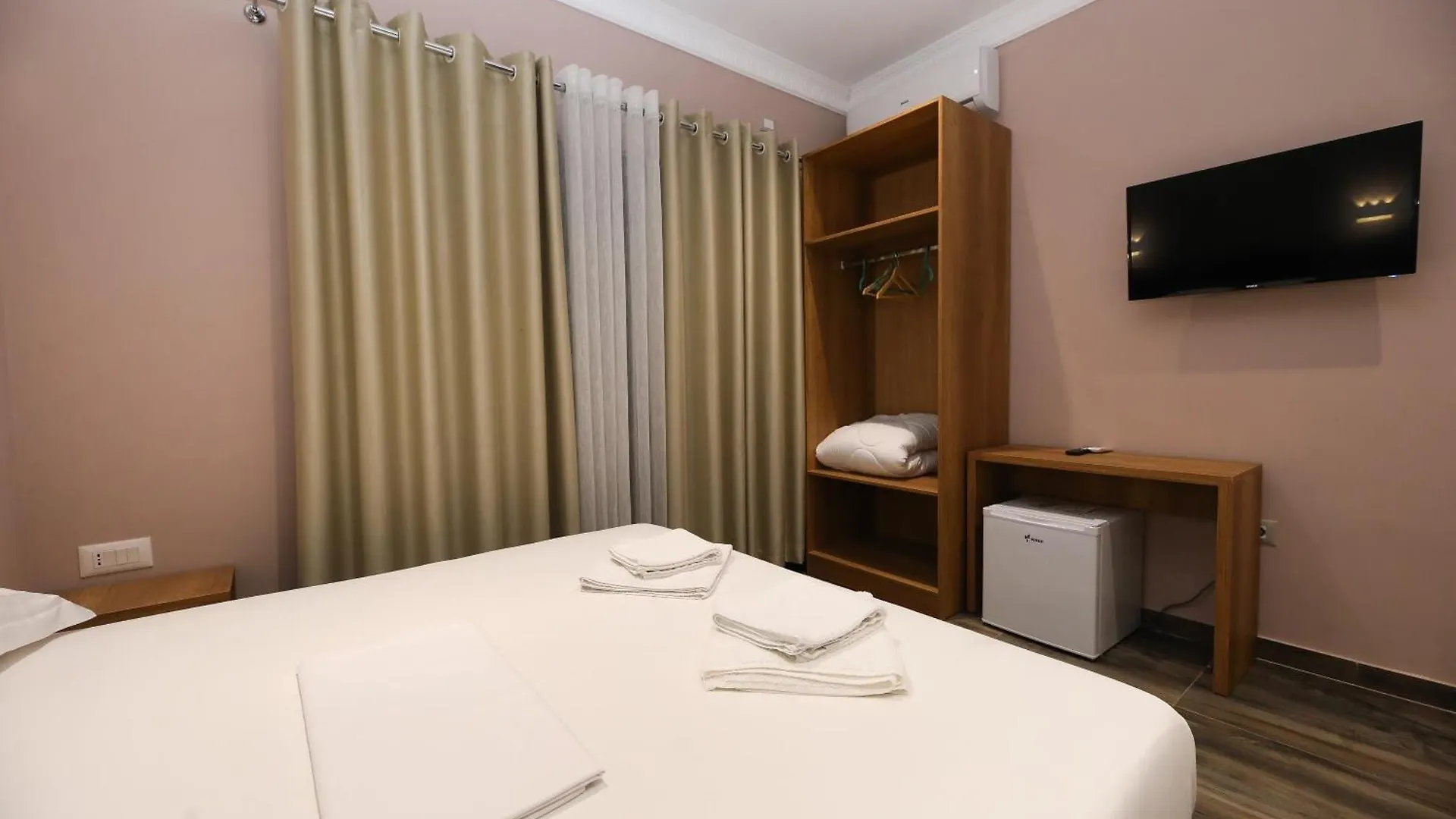 Hotel Salvadore Vlore